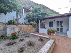Casa Lipari a Canneto -Affitti Brevi Italia